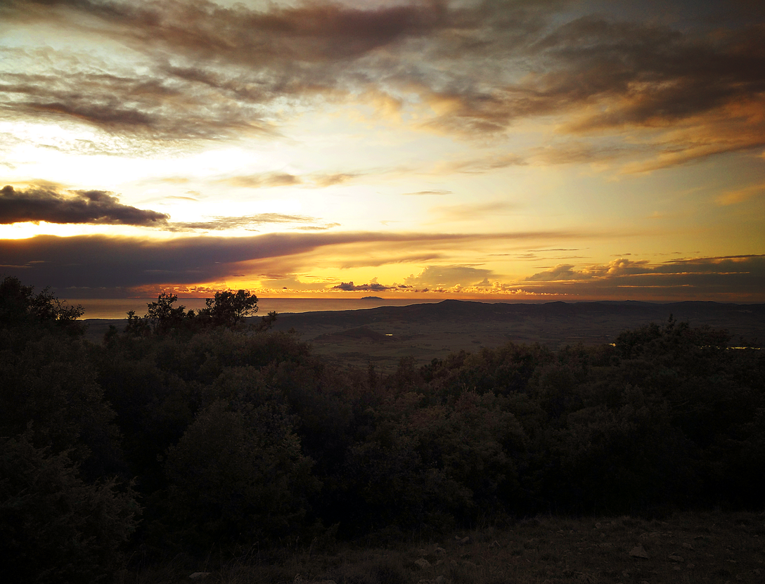 image: Punto panoramico 'Sassi Bianchi' al tramonto